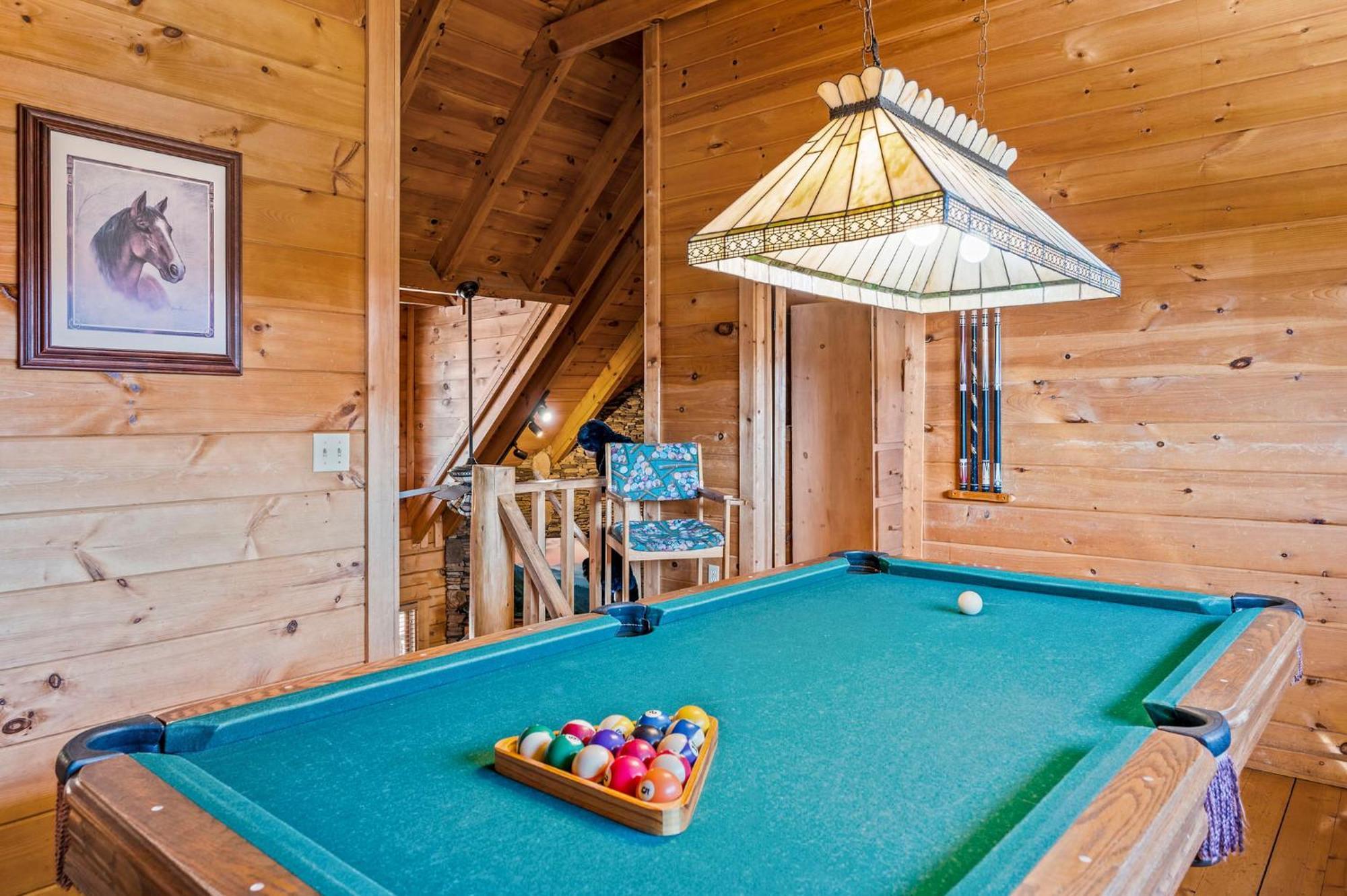 Bearfoot Pines - True Log Cabin - Wi-Fi, Hot Tub, Fishing, Deck With Views! - Mins To Pf 세비어빌 외부 사진